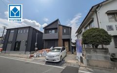 スーパーやコンビニなども近く周辺環境充実。快適でゆとりのある生活空間で新生活を始めましょう＾＾