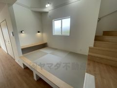 1階LDK内にマルチスキップがあります＾＾小上がりの和室でカウンター付きなので様々な用途で活躍してくれそうです＾＾