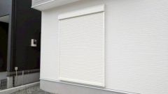 防犯面や台風時にも安心感のあるシャッター付き 外からの視線も遮り、快適な住まいを守ります＾＾