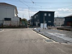 前面道路：東4ｍ