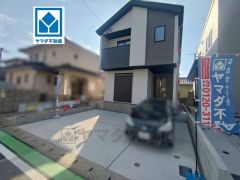 小・中学校が徒歩6分以内。通学の負担が少なく、お子様も安心して通える環境