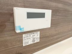 お湯の量や温度調整したい時、簡単に操作できるのでどんな季節でも快適なバスタイムになりそうです＾＾