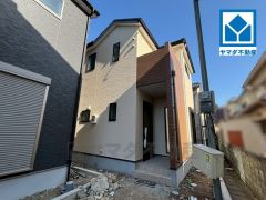 大原小学校徒歩8分、スーパーやコンビニなども近く周辺環境充実。快適でゆとりのある生活空間で新生活を始めましょう^^