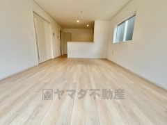 導線が考えられたリビングダイニングなので忙しい時間でも効率よく動けますね＾＾慌ただしい朝の時間も安心です＾＾