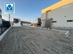 現地（2026年4月）撮影。最寄りのスーパー、バス停まで徒歩10分圏内の快適な住環境です＾＾