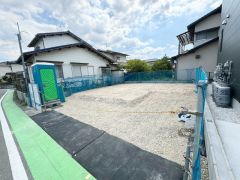 バス停まで徒歩約4分　毎日の通勤・通学にも便利な立地です。