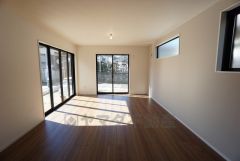 同仕様写真。現況と異なる場合は現況を優先します。導線が考えられたリビングダイニングなので忙しい時間でも効率よく動けますね＾＾