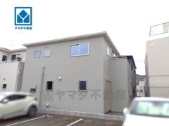 コンビニ徒歩3分、スーパー徒歩7分、ドラッグストア徒歩9分＾＾