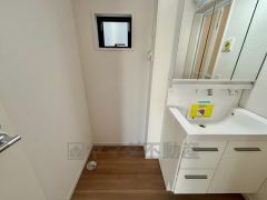 ランドリースペースとしても広々使えますね＾＾