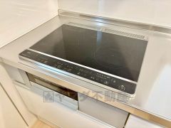 お手入れのしやすいIHクッキングヒーターです。