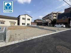 小学校が徒歩5分以内。通学の負担が少なく、お子様も安心して通える環境