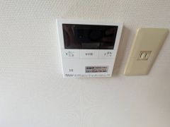 給湯器リモコン。