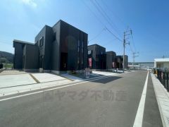 落ち着いた住宅地内で快適な生活を実現してみませんか。
