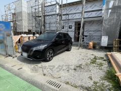 カースペース。自転車やバイク置場としても重宝します。