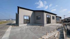 現地（2026年2月）撮影 前面道路：西側5.5ｍ、南側4.8ｍ。