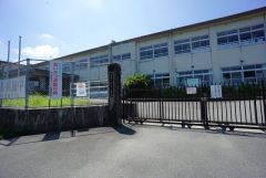 怡土小学校