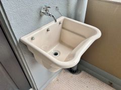 バルコニーには便利なスロップシンク付き。ガーデニングやお掃除にも重宝します。