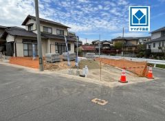 角地。明るく風通しの良い快適な住まいです。