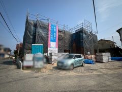 前面道路 1号棟：西約4.9ｍ・南約12ｍ 2号棟：南約4ｍ