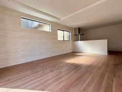 キッチンから会話が弾みそうなダイニングです。お友達や親せきをお招きするのも楽しみになりますね＾＾