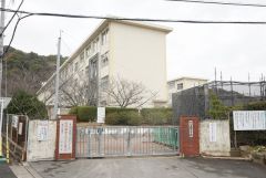 西陵小学校