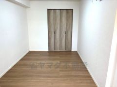 居室としてももちろん、収納や書斎、お子様のプレイスペースにも＾＾使い勝手が良さそうです＾＾