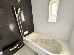 1日の疲れを癒すくつろぎのバスルーム。