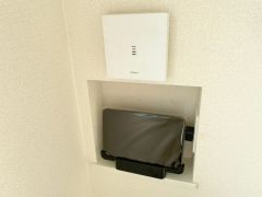 タブレット付きインターフォンを採用＾＾来客対応も画面で確認でき、防犯面でも安心の便利な設備です＾＾安心・便利な暮らしをサポートします＾＾