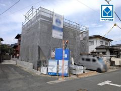 現地（2026年3月）撮影 糸島市エリアに限定1棟。JR一貴山駅から徒歩9分、最寄りコンビニまで徒歩12分の快適な住環境です。