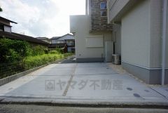 カースペースは2台分確保＾＾