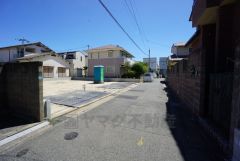前面道路南側3.97ｍに面しています。