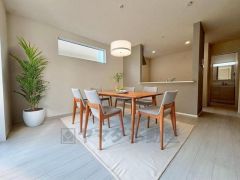 リビングは長方形で家具が配置しやすい間取りとなっています＾＾