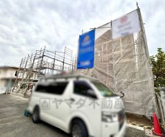 カースペースは2台分確保＾＾ご夫婦で1台ずつ所持されているご家庭も、来客時も安心ですね。