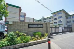内野小学校まで徒歩12分
