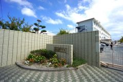 元岡中学校まで徒歩25分