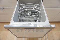 炊事時間を大幅に短縮できる食器洗浄乾燥機付き＾＾