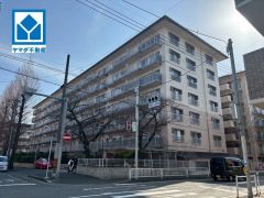 R8年5月リフォーム完了予定。最新の設備で気持ちの良い新生活を送りませんか。 平置き駐車場空き状況はお問い合わせください。