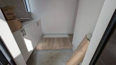 採光のいい玄関です。