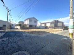 シックで重厚感のある、ワンランク上のデザイン住宅です。