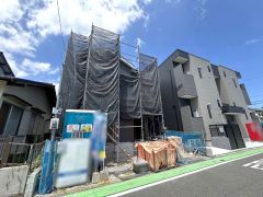 接道状況/幅員 東 約6.3ｍ公道 前面道路は6ｍと広々としているので、駐車も楽々できますね＾＾