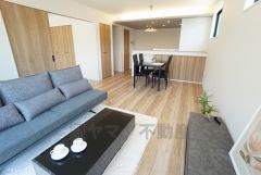 キッチンから会話が弾みそうなダイニングです。お友達や親せきをお招きするのも楽しみになりますね＾＾