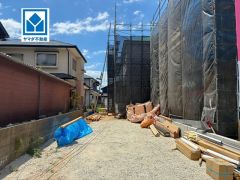 昭和バス「辻」停：徒歩約5分　通学や通勤に便利な暮らしやすい住環境です。