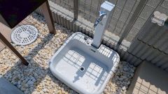 あると便利な外水栓。ガーデニングに、洗車に、泥遊びやペットの散歩の後に。