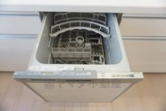 炊事時間を大幅に短縮できる食器洗浄乾燥機付き＾＾