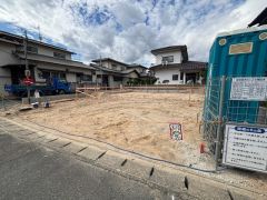 最新の設備で気持ちの良い新生活を送りませんか。お気に入りの家具とインテリアで素敵な部屋を作りましょう。