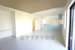 約18.7帖の大空間で毎日のディナータイムが楽しみです＾＾