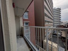 陽当たりの良いバルコニー。