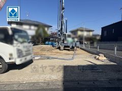 角地なので、開放感が得られます。 また、日差しが入りやすく、家の奥まで明るくなるのが嬉しいポイントです。