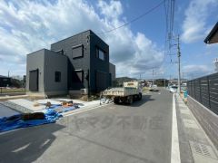 前面道路幅員約6ｍ。お問合せお待ちしております＾＾