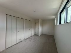 居室としてももちろん、収納や書斎、お子様のプレイスペースにも＾＾使い勝手が良さそうです。